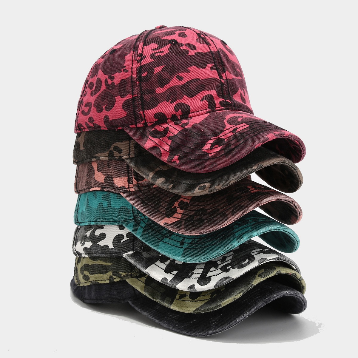 Leopard Camo Print Structured Curved Bill Casual Dad Hat for Outdoor Daily Wear - Image 3